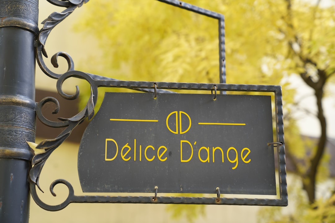 Adres vinden via naam en woonplaats: zo pak je het aan